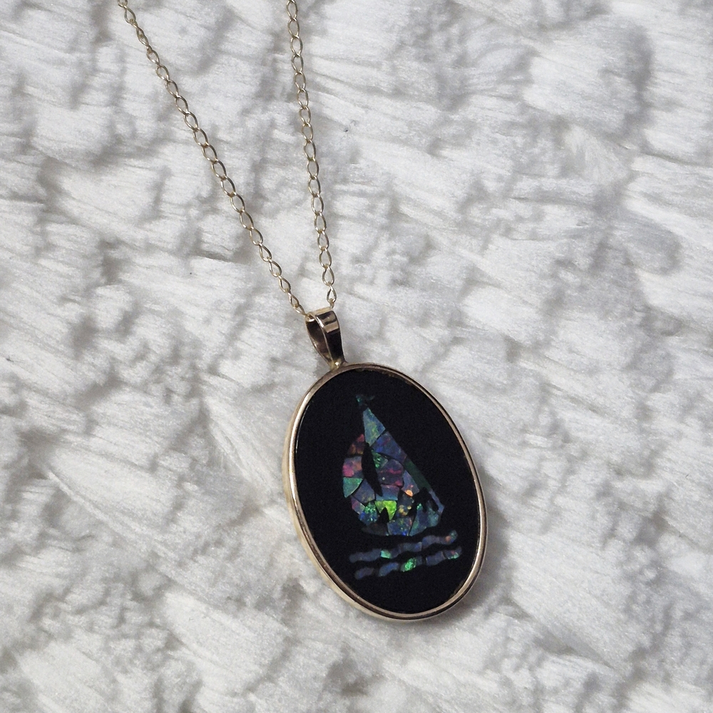 Vintage 14k Gold Onyx Sailboat Pendant - Picture 5 of 10